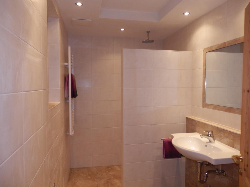 Schlossburg Reiserhof Zell am Ziller Kamer foto